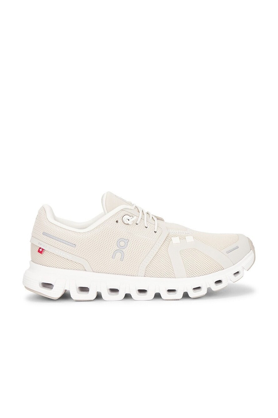 New On Cloud 6 Sneaker in Pearl & White mesh lace-up